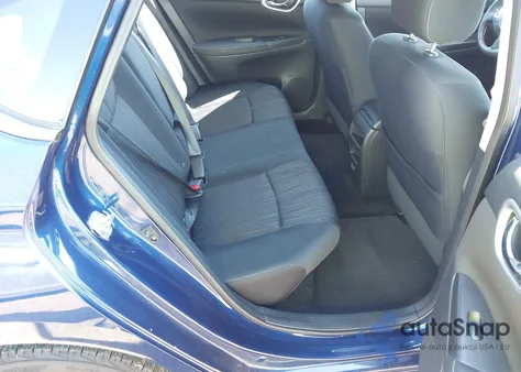 2018 Nissan Sentra Sv z USA, uszkodzony, nr VIN 3N1AB7AP7JL652057